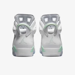 Nike WMNS AIR JORDAN 6 RETRO 