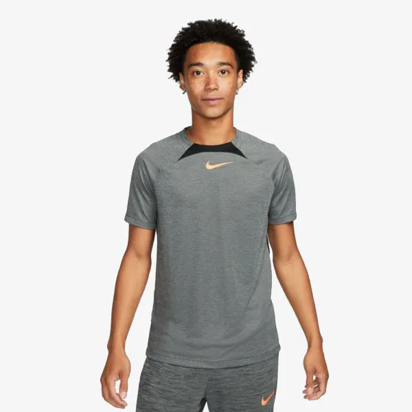 Nike Dri-FIT Academy 