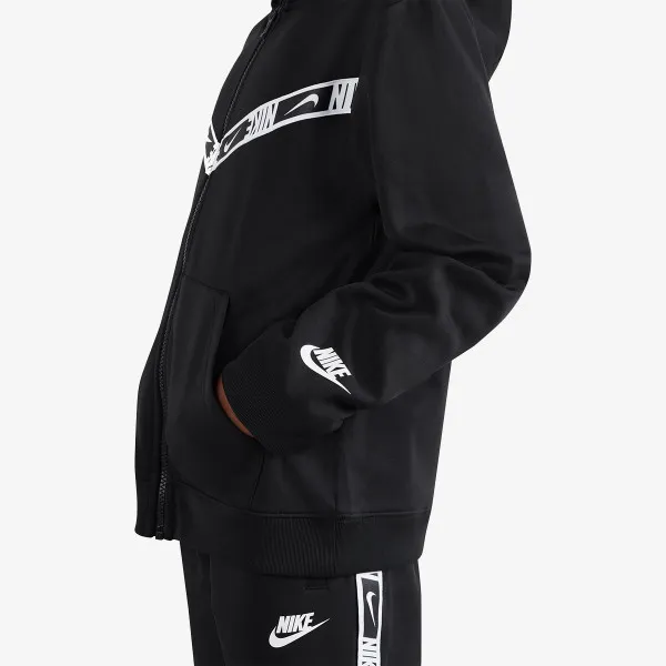 Nike Sportswear 