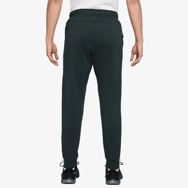 Nike Therma 