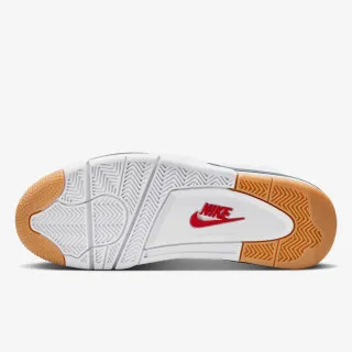 Nike AIR JORDAN 4 RETRO SP 