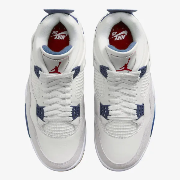 Nike AIR JORDAN 4 RETRO SP 