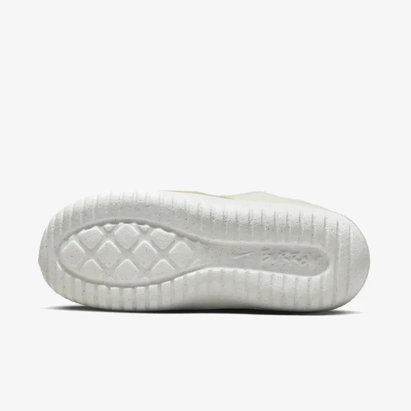 Nike W NIKE BURROW SE 