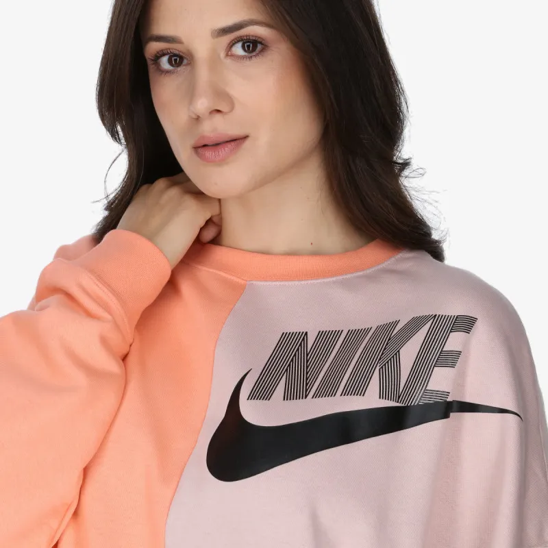 Nike Sportswear 