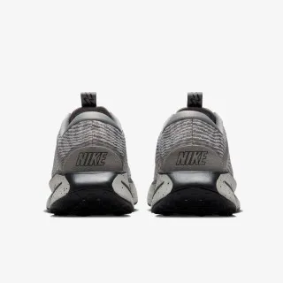 Nike Motiva 
