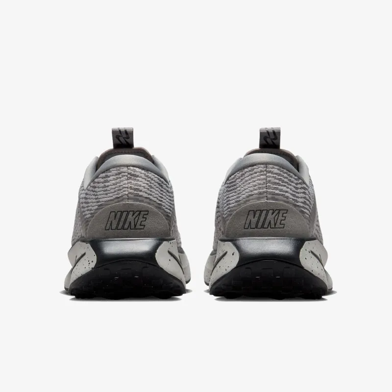 Nike Motiva 