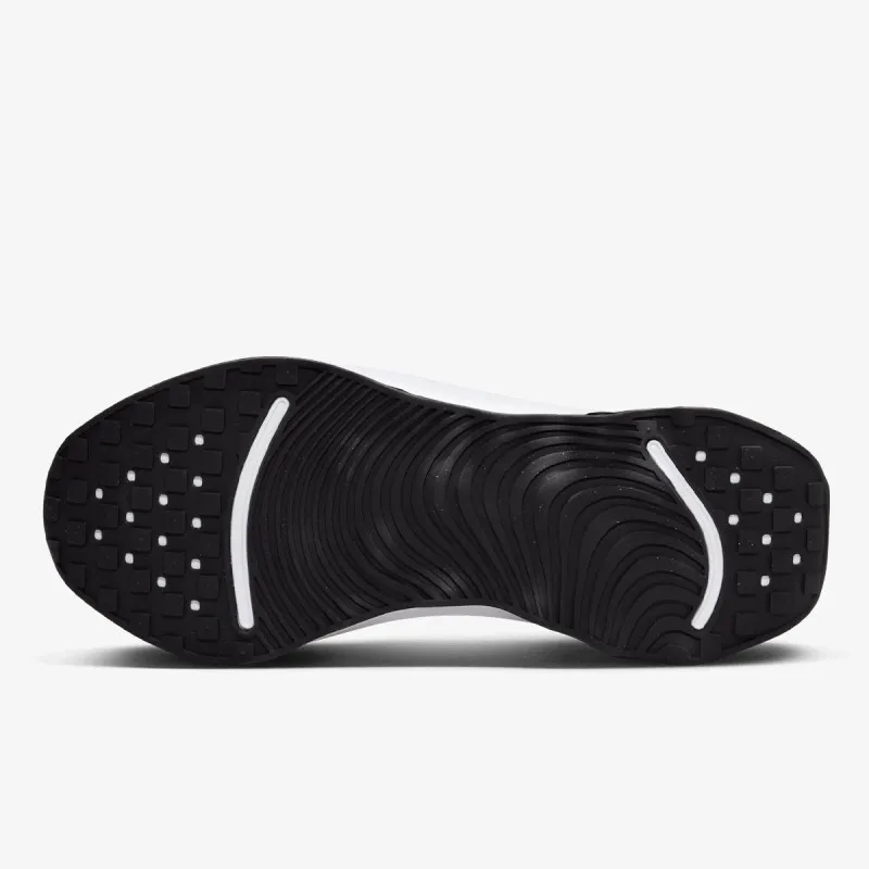 Nike Motiva 