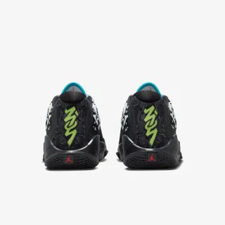 Nike Zion 3 