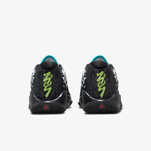 Nike Zion 3 