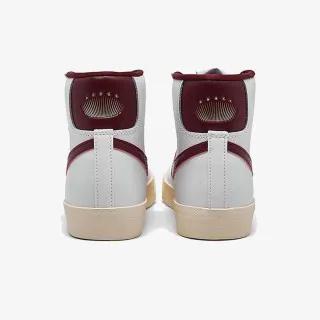 Nike Blazer Low '77 Special Edition 