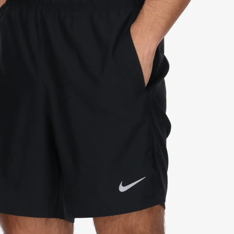 Nike Challenger 