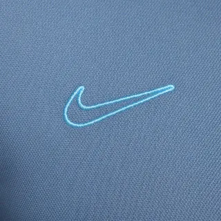 Nike Academy 23 