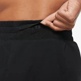 Nike Swoosh 