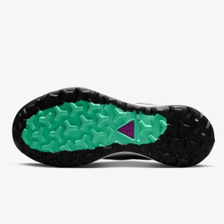 Nike ACG LOWCATE 