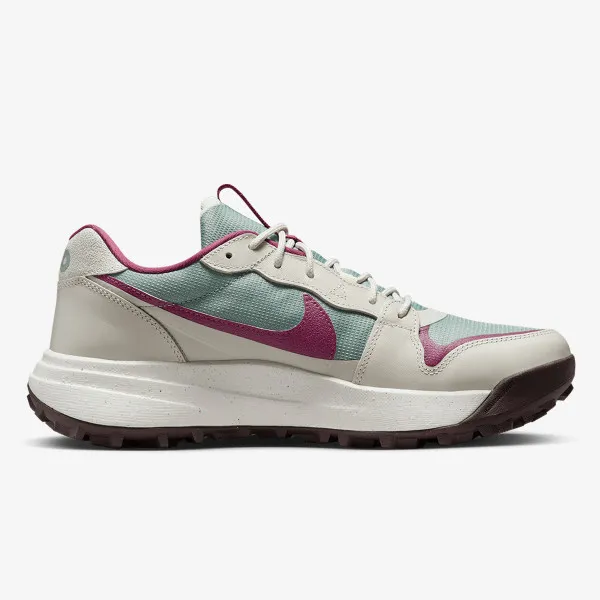 Nike ACG LOWCATE 
