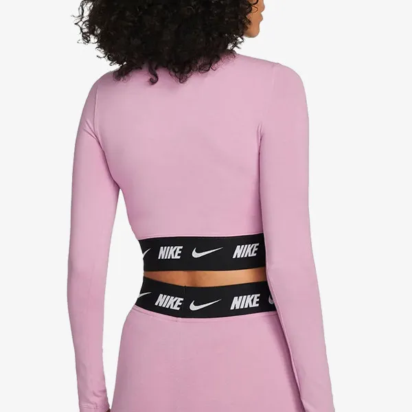 Nike Sportswear 