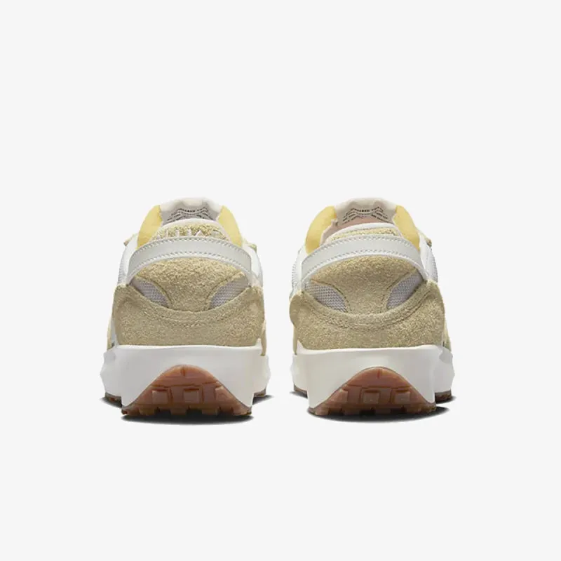 Nike WAFFLE DEBUT 