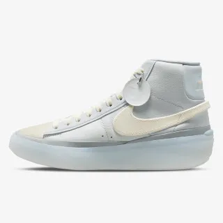 Nike BLAZER REVENANT