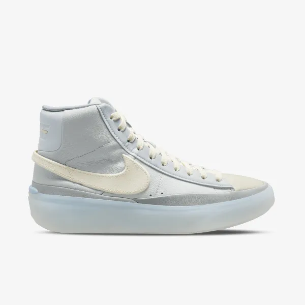 Nike BLAZER REVENANT