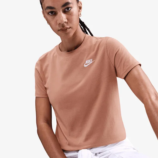 Nike Sportswear Club 