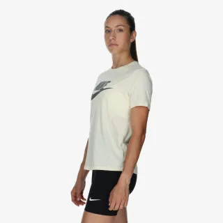 Nike Sportswear Essential 
