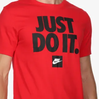 Nike Sportswear 
