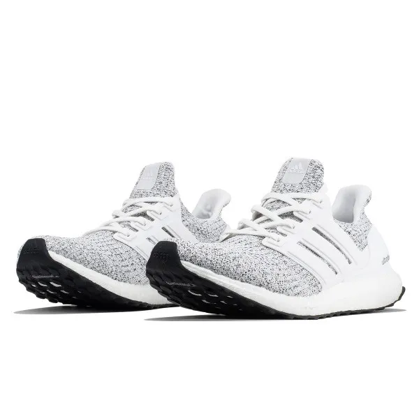 adidas UltraBOOST 