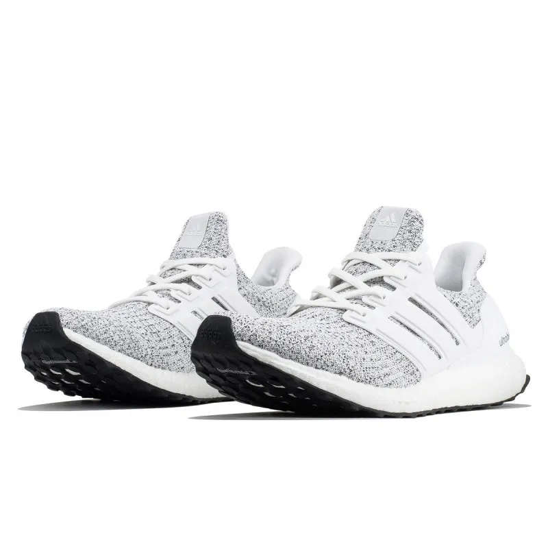 adidas UltraBOOST 