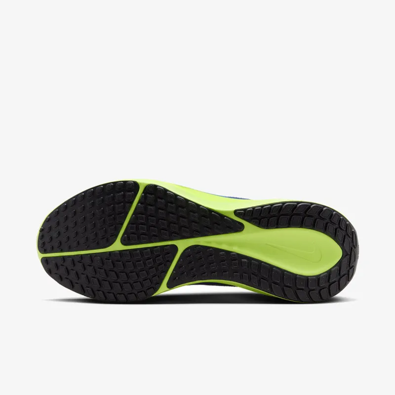 Nike Vomero 17 
