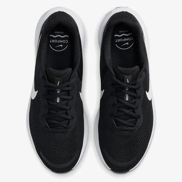 Nike Revolution 7 