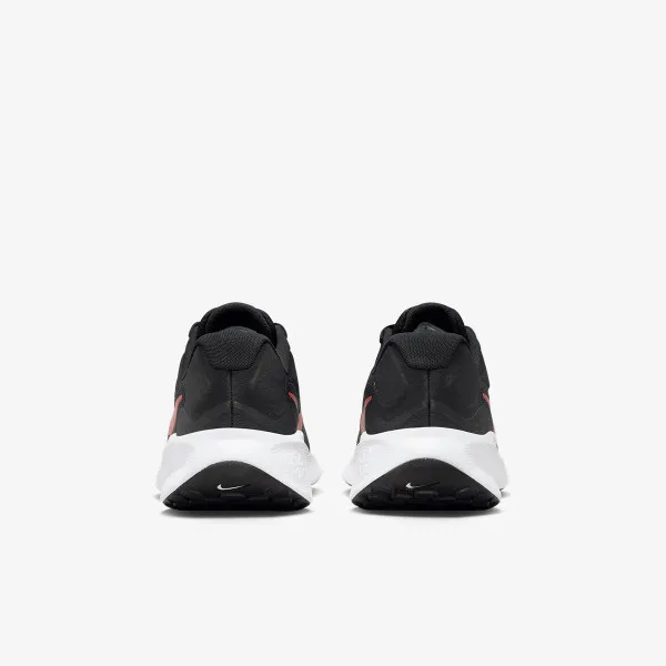 Nike NIKE REVOLUTION 7 