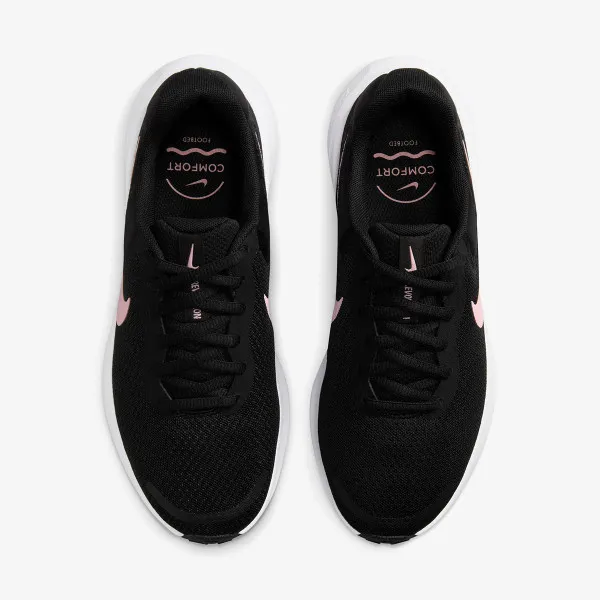 Nike Revolution 7 