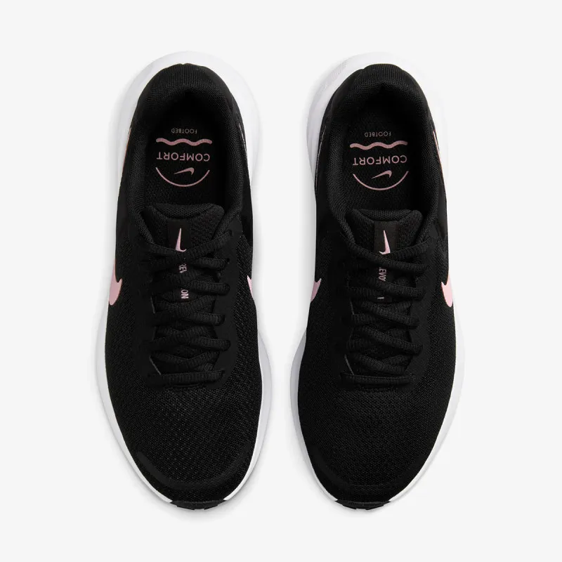 Nike Revolution 7 