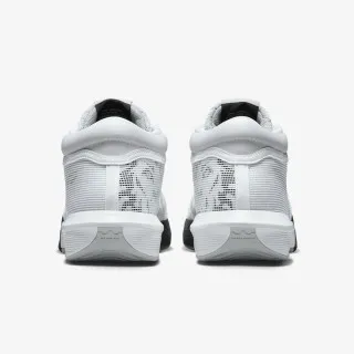 Nike LeBron Wiitness III 