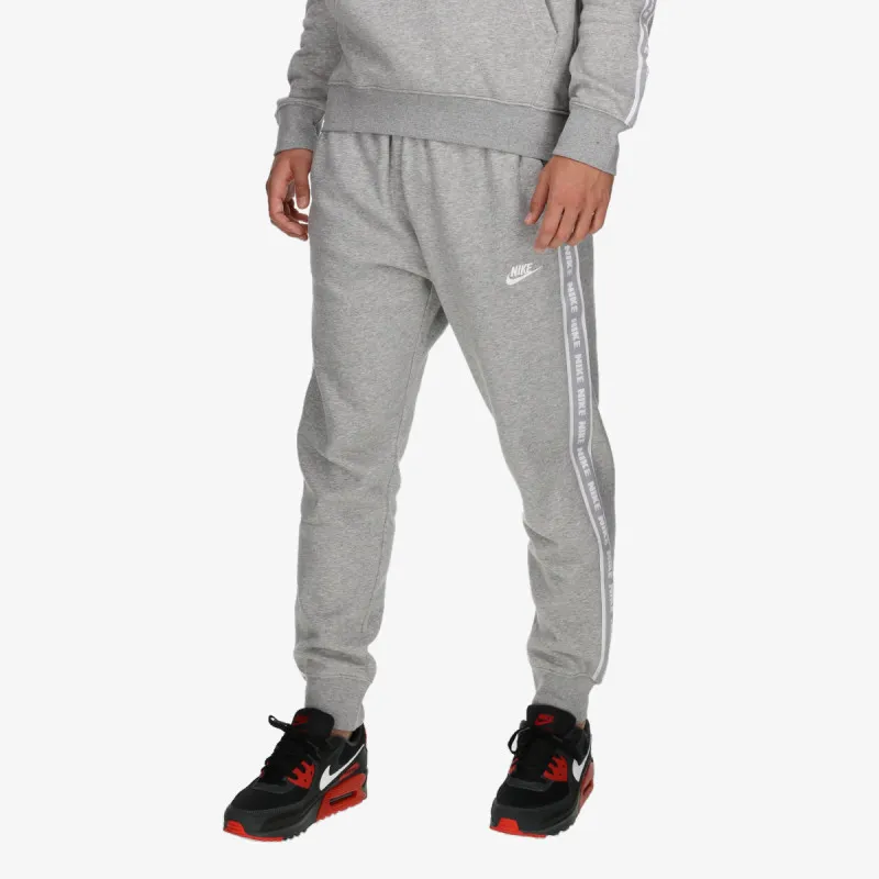 Nike Club Fleece 
