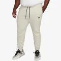 Nike Tech Fleece 