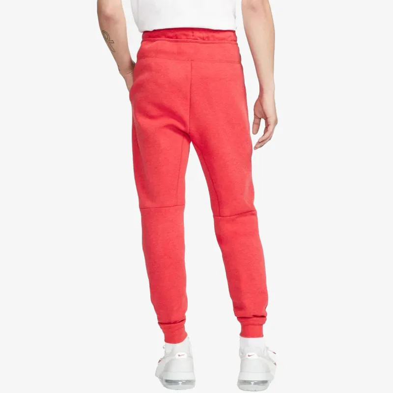 Nike Tech Fleece 