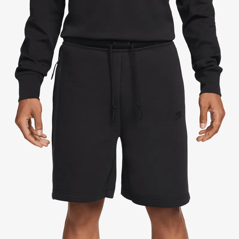 Nike Tech Fleece 