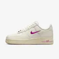 Nike WMNS AIR FORCE 1 '07 SE 