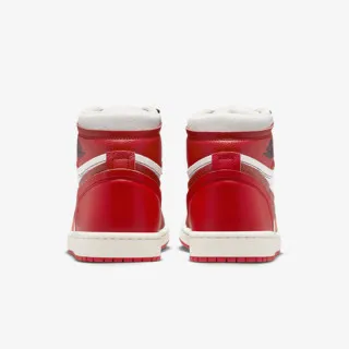 Nike WMNS AIR JORDAN 1 MM HIGH 