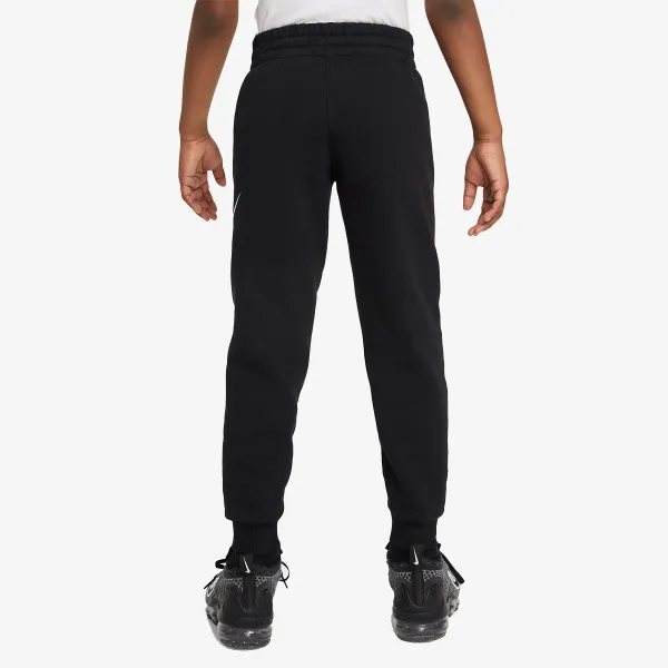 Nike Sportswear Club 