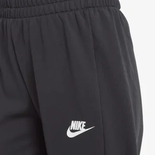 Nike Sportswear Club 