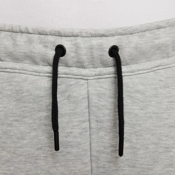 Nike Tech Fleece 