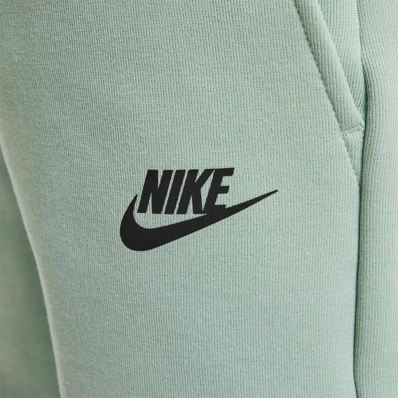 Nike Tech Fleece 