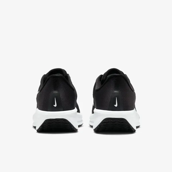 Nike Quest 6 