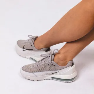 Nike W NIKE AIR MAX PULSE 