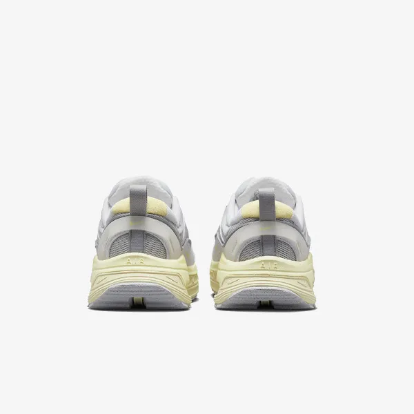 Nike WMNS NIKE AIR MAX BLISS NN 
