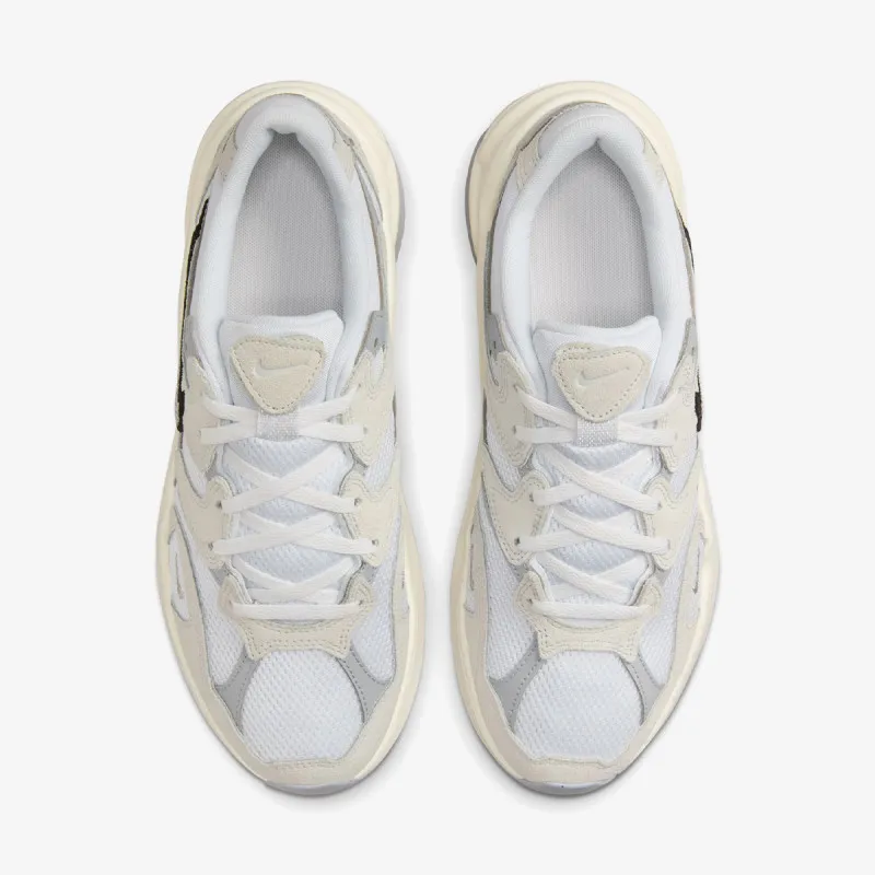 Nike Al8 