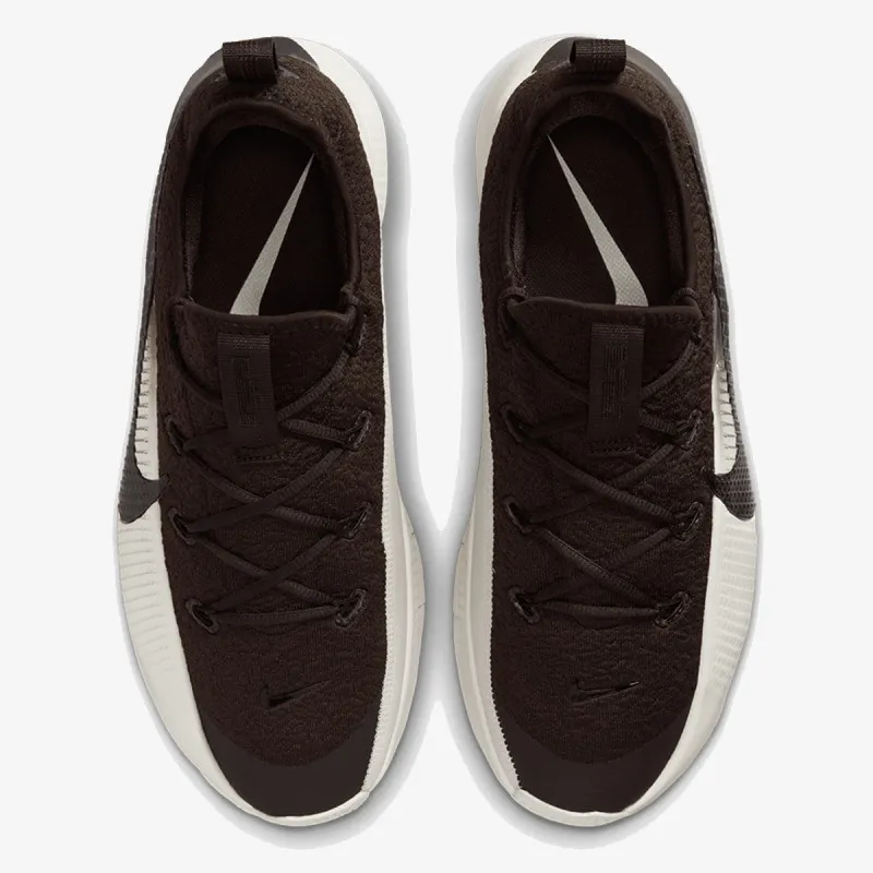 Nike LEBRON TR 1 