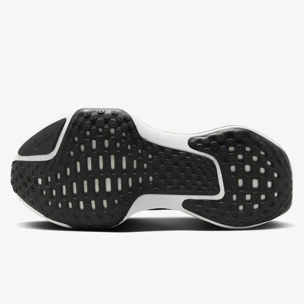 Nike ZoomX Invincible 3 